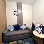 Very Central Mall Of Asia Manila Apartment